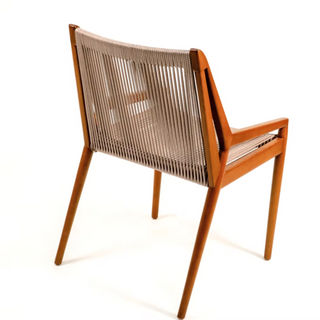 LIGHT Dining Chair